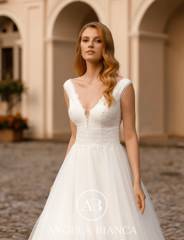 Robe de mariée Auria 3 à Agen