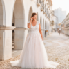 Robe de mariée 23318-01 à Agen