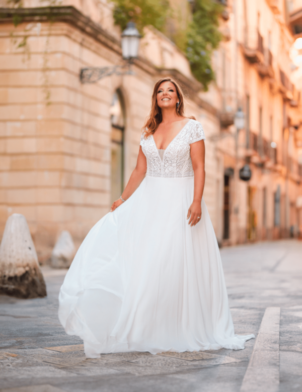 Robe de mariée 24301-01 à Agen